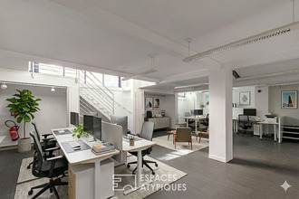 Ma-Cabane - Vente Local commercial PARIS 15, 183 m²