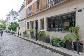 Ma-Cabane - Vente Local commercial PARIS 18, 309 m²