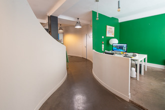 Ma-Cabane - Vente Local commercial PARIS 18, 309 m²