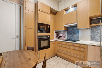 Ma-Cabane - Vente Local commercial PARIS 8, 149 m²
