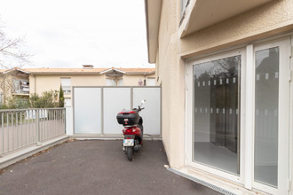 Ma-Cabane - Vente Local commercial Pessac, 330 m²