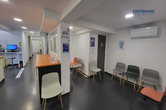 Ma-Cabane - Vente Local commercial Pézenas, 423 m²