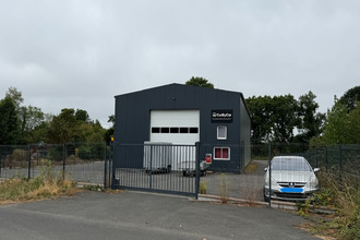 Ma-Cabane - Vente Local commercial PLOUIGNEAU, 275 m²