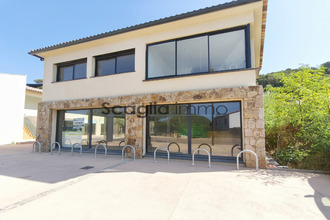 Vente Local commercial 20166, Porticcio France