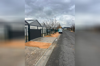 Ma-Cabane - Vente Local commercial Riom, 8245 m²