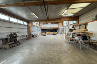 Ma-Cabane - Vente Local commercial Rive-de-Gier, 1306 m²
