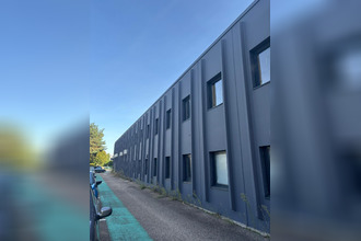 Ma-Cabane - Vente Local commercial Saint-Étienne, 2560 m²