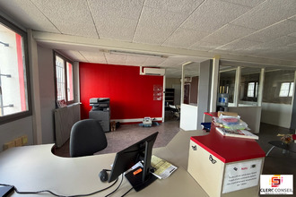Ma-Cabane - Vente Local commercial Saint-Étienne-du-Rouvray, 2420 m²