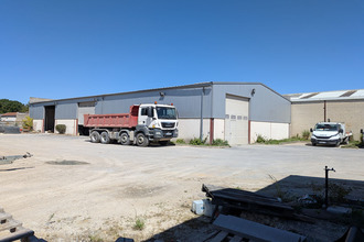 Ma-Cabane - Vente Local commercial SAINT-BRICE-COURCELLES, 1170 m²