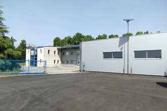 Ma-Cabane - Vente Local commercial Saint-Donat-sur-l'Herbasse, 2000 m²