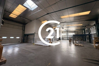 Ma-Cabane - Vente Local commercial Saint-Donat-sur-l'Herbasse, 1930 m²