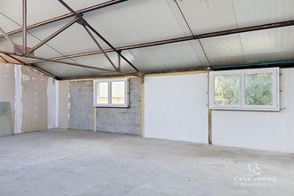 Ma-Cabane - Vente Local commercial SAINT-ETIENNE-DES-OULLIERES, 1000 m²