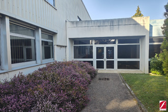 Ma-Cabane - Vente Local commercial Saint-Fargeau-Ponthierry, 4000 m²
