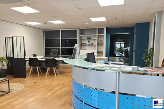 Ma-Cabane - Vente Local commercial Saint-Jean-de-Maurienne, 101 m²