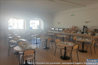 Ma-Cabane - Vente Local commercial Saint-Jean-du-Doigt, 1260 m²