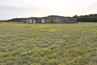 Ma-Cabane - Vente Local commercial SAINT-LEGER-SOUS-BRIENNE, 700 m²