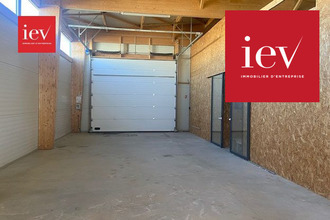 Ma-Cabane - Vente Local commercial Saint-Mathurin, 388 m²