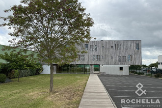 Ma-Cabane - Vente Local commercial Saint-Médard-d'Aunis, 369 m²