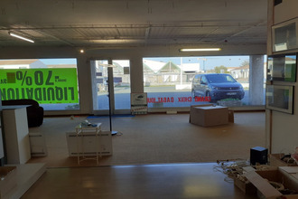 Ma-Cabane - Vente Local commercial SAINT-PIERRE-D'OLERON, 225 m²
