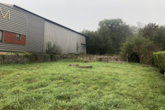 Ma-Cabane - Vente Local commercial Saint-Pierre-de-Plesguen, 600 m²