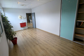 Ma-Cabane - Vente Local commercial SAINT-PIERRE-DU-MONT, 114 m²