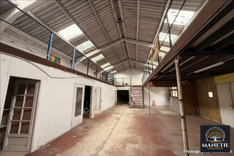Ma-Cabane - Vente Local commercial Sainte-Catherine, 500 m²