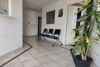 Ma-Cabane - Vente Local commercial SAINTES, 172 m²