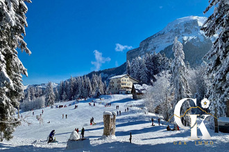 Ma-Cabane - Vente Local commercial Sarcenas, 1264 m²