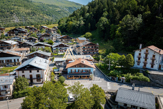 Ma-Cabane - Vente Local commercial Séez, 401 m²