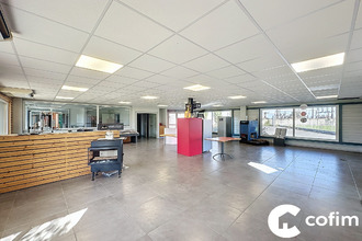Ma-Cabane - Vente Local commercial Serres-Castet, 1069 m²