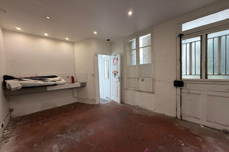 Ma-Cabane - Vente Local commercial SURESNES, 53 m²