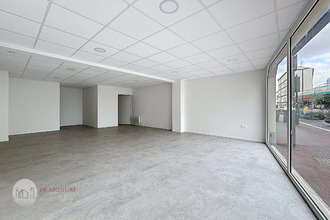 Ma-Cabane - Vente Local commercial Suresnes, 122 m²