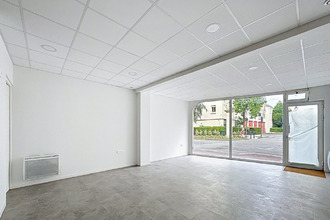 Ma-Cabane - Vente Local commercial SURESNES, 121 m²