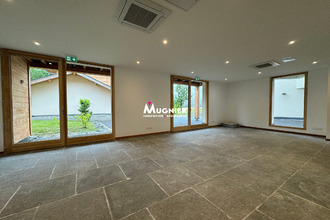 Ma-Cabane - Vente Local commercial Taninges, 82 m²