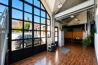 Ma-Cabane - Vente Local commercial TRIEL-SUR-SEINE, 499 m²