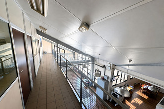 Ma-Cabane - Vente Local commercial TRIEL-SUR-SEINE, 499 m²