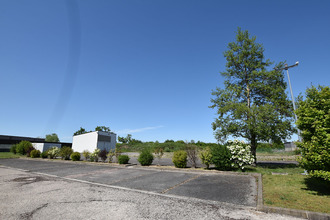 Ma-Cabane - Vente Local commercial VARENNES-SUR-ALLIER, 360 m²