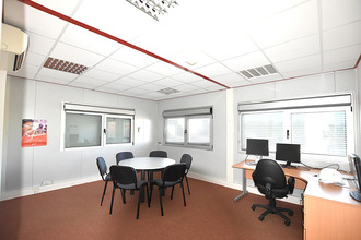 Ma-Cabane - Vente Local commercial VARENNES-SUR-ALLIER, 360 m²