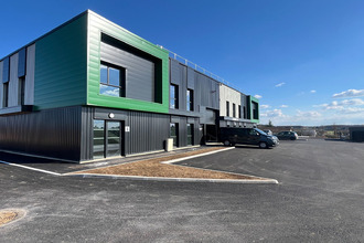 Ma-Cabane - Vente Local commercial VILLETTE-D'ANTHON, 218 m²