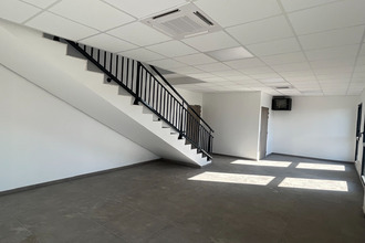 Ma-Cabane - Vente Local commercial VILLETTE-D'ANTHON, 218 m²