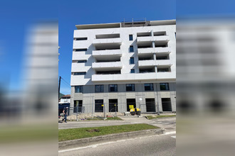 Ma-Cabane - Vente Local commercial Voiron, 275 m²