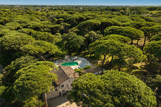 Ma-Cabane - Vente Maison AIGUES MORTES, 240 m²