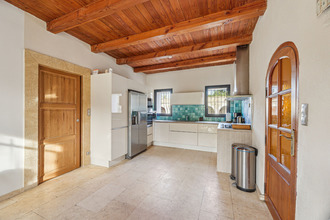 Ma-Cabane - Vente Maison AIX-EN-PROVENCE, 250 m²