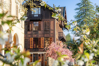 Ma-Cabane - Vente Maison AIX-LES-BAINS, 675 m²