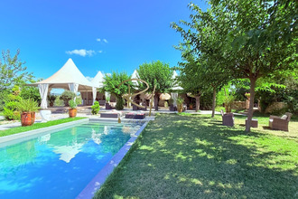 Ma-Cabane - Vente Maison Allègre-les-Fumades, 466 m²