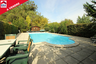 Ma-Cabane - Vente Maison AMBARES-ET-LAGRAVE, 207 m²