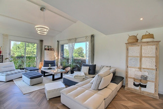 Ma-Cabane - Vente Maison ANTHY-SUR-LEMAN, 416 m²