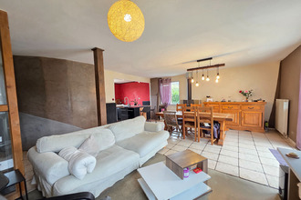 Ma-Cabane - Vente Maison ARMENTIERES-EN-BRIE, 123 m²