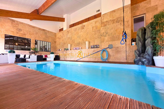 Ma-Cabane - Vente Maison Arveyres, 700 m²