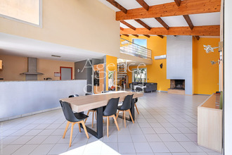 Ma-Cabane - Vente Maison AUBAGNE, 200 m²